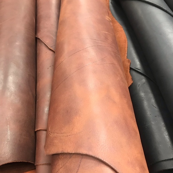 Cowhide mini backpack - Picture 7 of 8